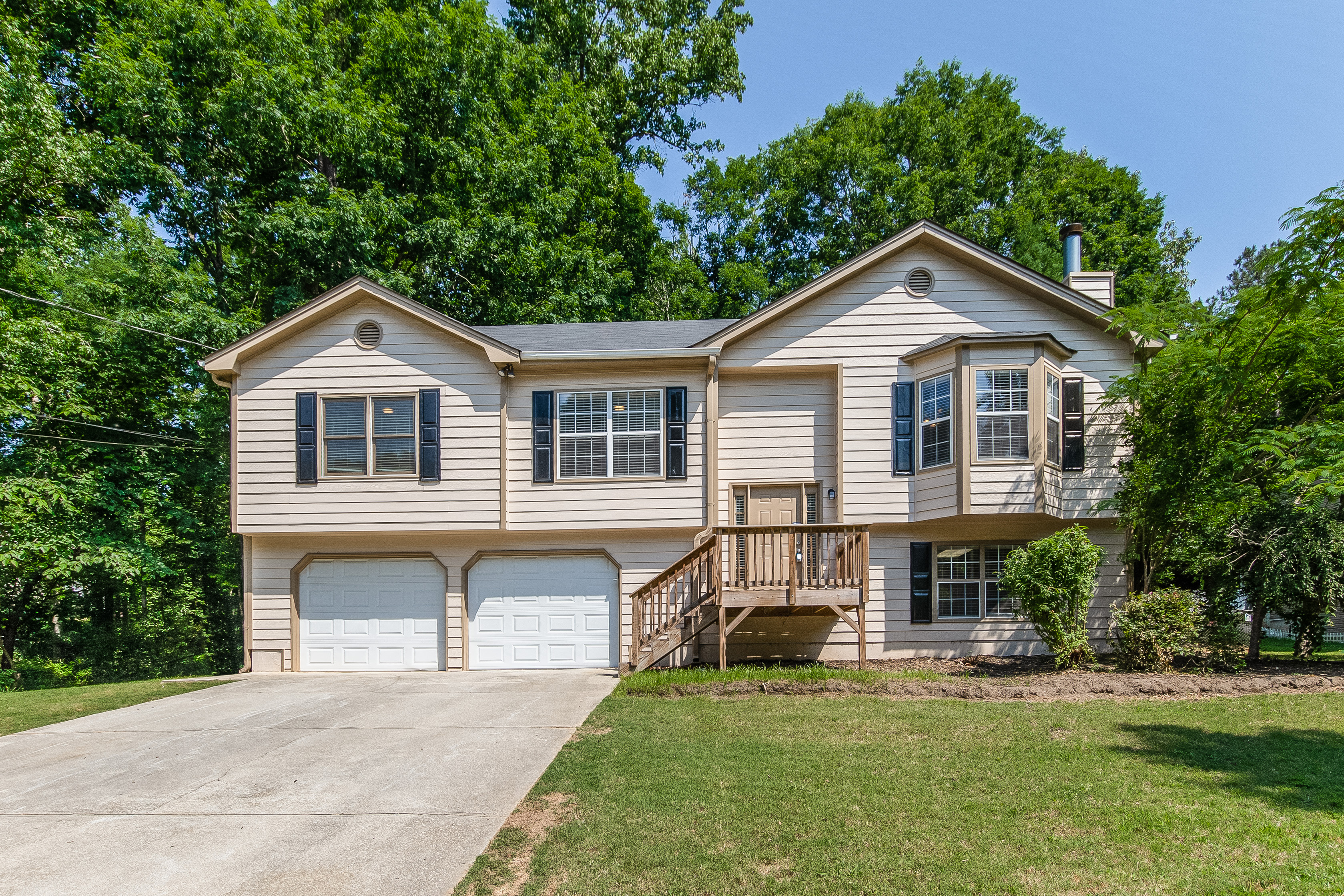 2180 Castle Royale Dr Lawrenceville, GA 30043